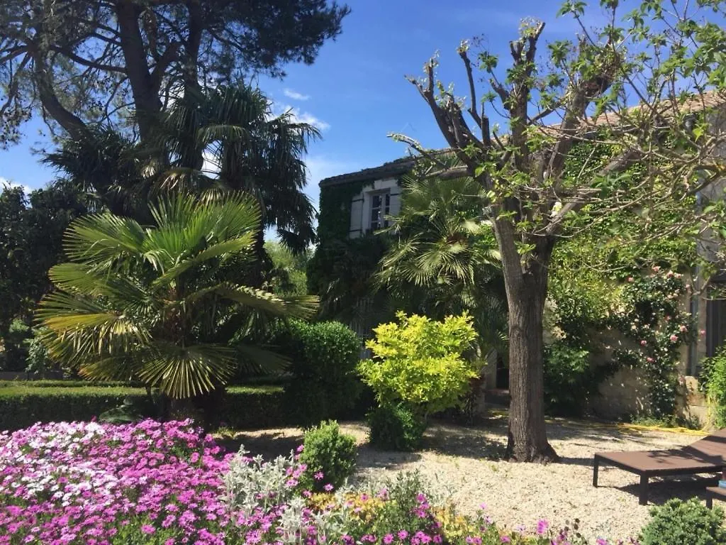 L'Oasis En Provence Hotel Tarascon Guest house