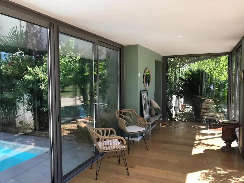 L'Oasis En Provence Hotel Tarascon 0*,  France