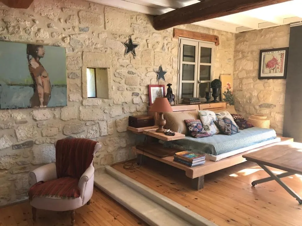 L'Oasis En Provence Hotel Tarascon 0*,  France