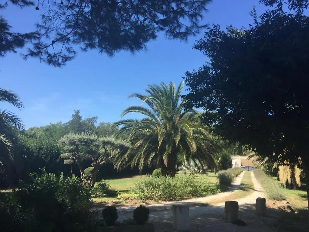 L'Oasis En Provence Hotel Tarascon Guest house